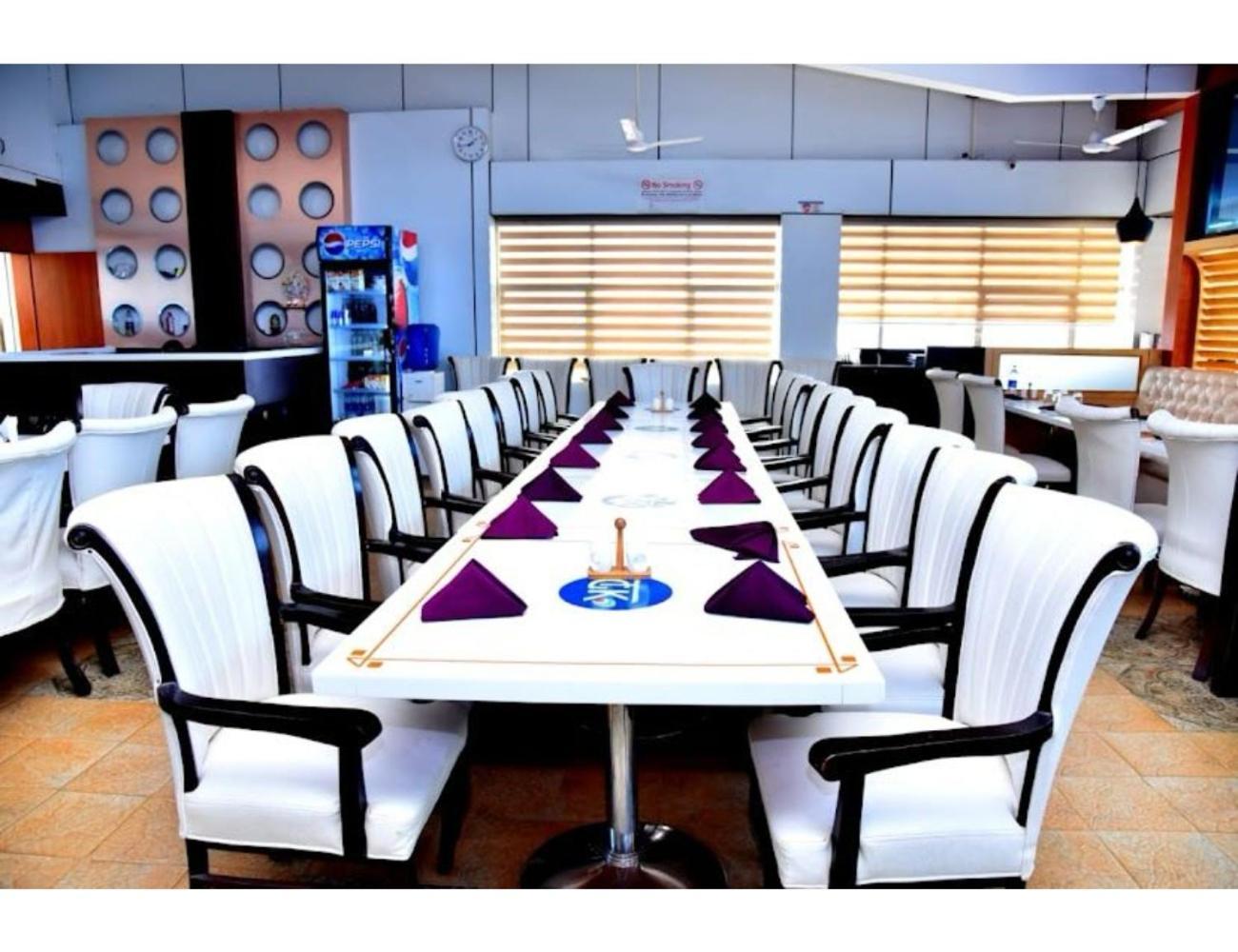 The Grand Krishna Luxury Hotel, Chikmagalūr Extérieur photo