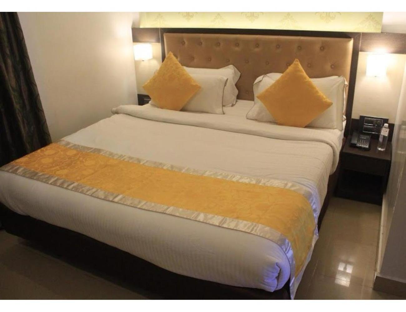 The Grand Krishna Luxury Hotel, Chikmagalūr Extérieur photo